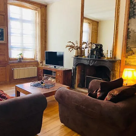 The Notre Dame Conciergerie Leroy فيلة بولون-سور-مير